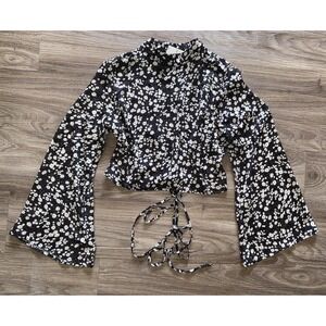 ASTR High Neck Black Daisy Tie Eyelet Back Long Bell Sleeve Crop Top Sz Sm NWT